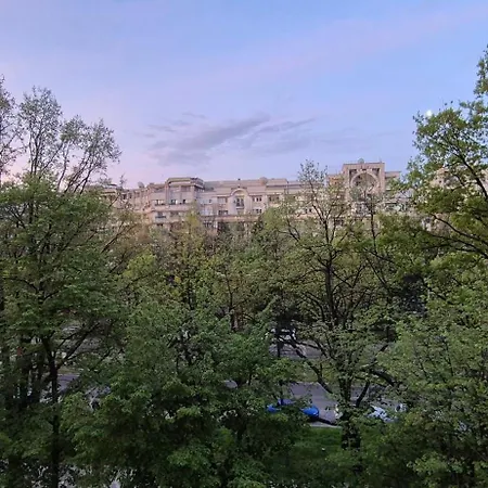 Apartment Prime Parliament For 4 Bukarest