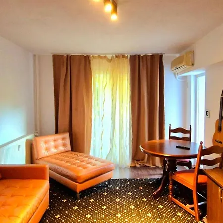 Apartment Prime Parliament For 4 *