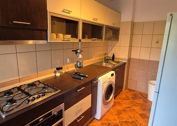 公寓 Spacious Near Parliament Square And Old Town - 75 M For 4 Guests